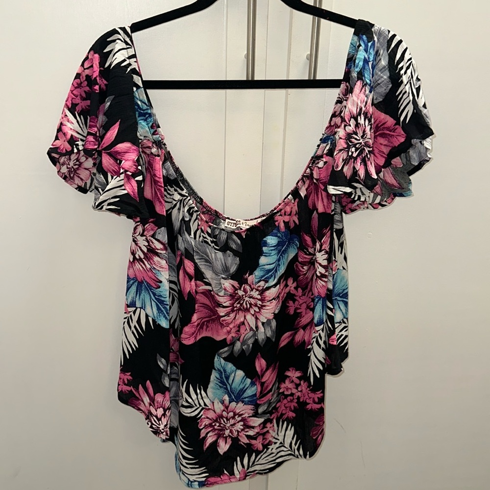Floral Hawaiian top